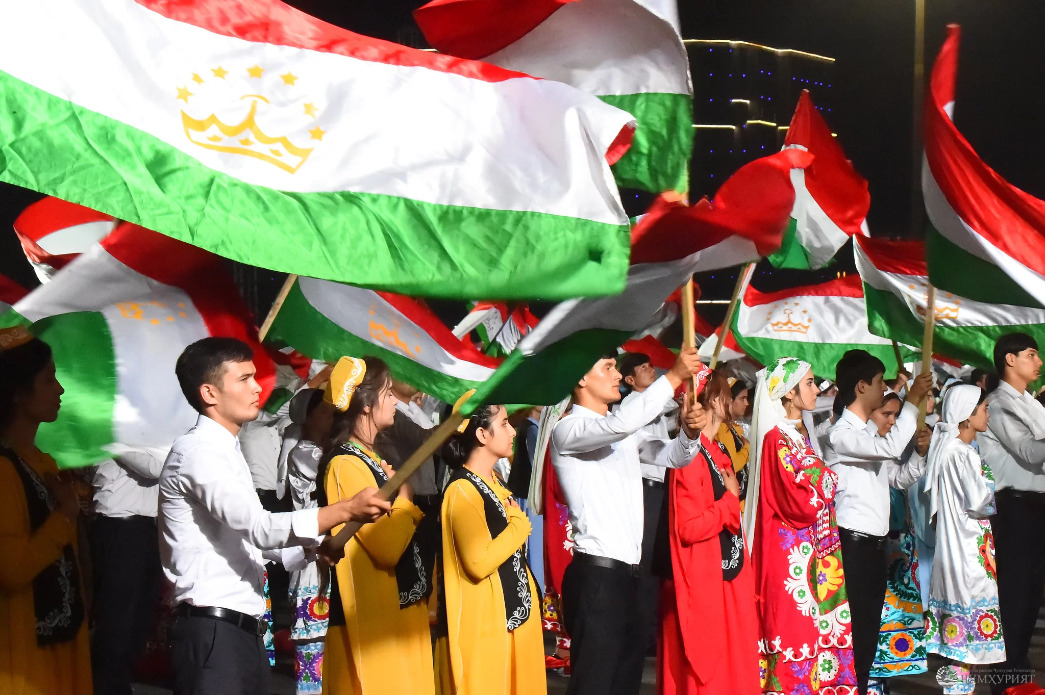 Душанбе нация. День независимости Таджикистана. День независимости Таджикистана Душанбе. Гордимся независимости Таджикистана. Молодежь будущее нации Таджикистан.