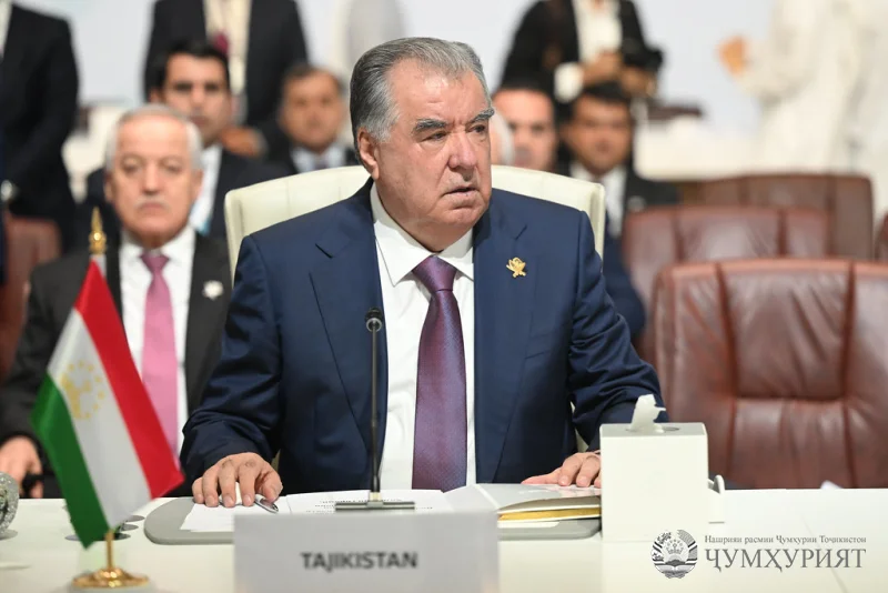 ДАВҲА. ДАЪВАТИ ПЕШВОИ МИЛЛАТ БА СУЛҲИ САРТОСАРӢ