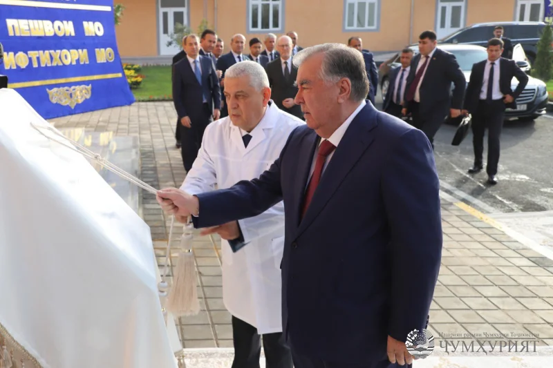 САФАРИ КОРИИ ПЕШВОИ МИЛЛАТ БА ШАҲРИ ВАҲДАТ