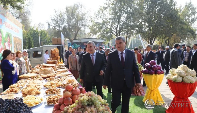 МЕҲРГОН. ТАНТАНАИ ИДИ НИЁГОН ДАР ПОЙТАХТ