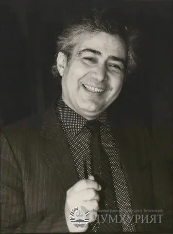 УБАЙДУЛЛО РАҶАБОВ