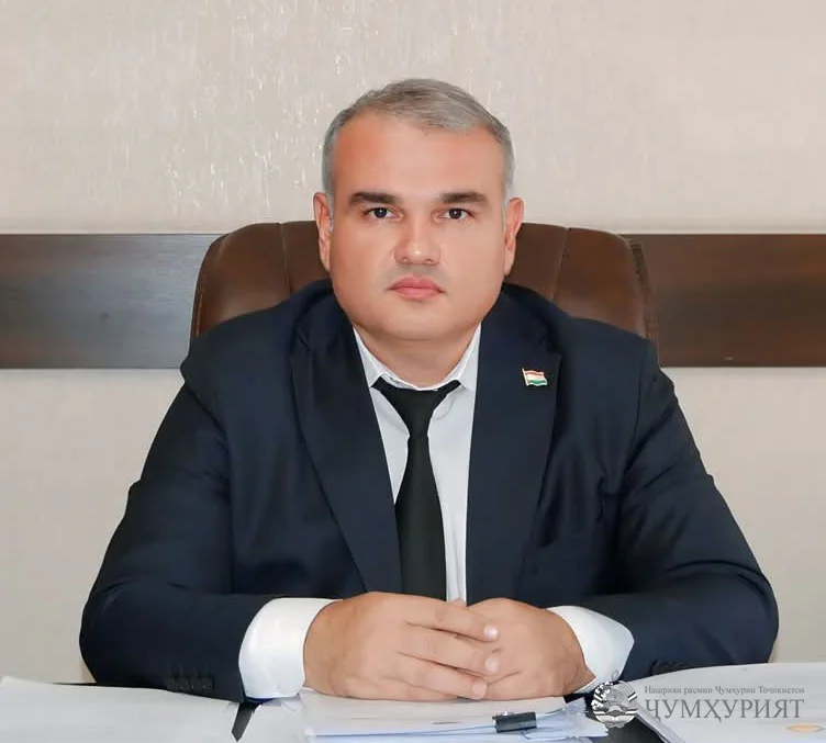 АБАРМАРДИ ТАМАДДУНОФАР