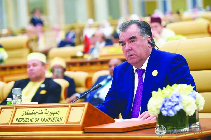 ПЕШВОИ МИЛЛАТ. ҲОМӢ ВА ПУШТИБОНИ АРЗИШҲОИ ДИНӢ