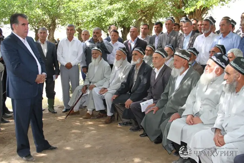 МАН ҲАР РӮЗ БОРҲО БА ЭМОМАЛӢ РАҲМОН РАҲМАТ МЕГӮЯМ!