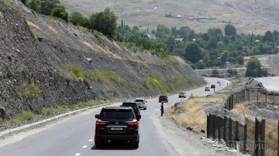 РОҲСОЗӢ ДАВЛАТСОЗИСТ