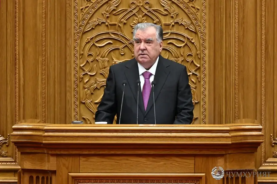 ПАЁМИ ОЯНДАСОЗ