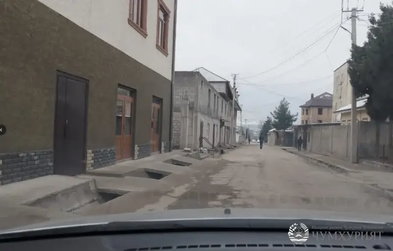 РОҲИ ПИЁДАГАРД. НОБУДӢ АЗ МАҲАЛ БА МАРКАЗ МЕКӮЧАД. ЧӢ БОЯД КАРД?!