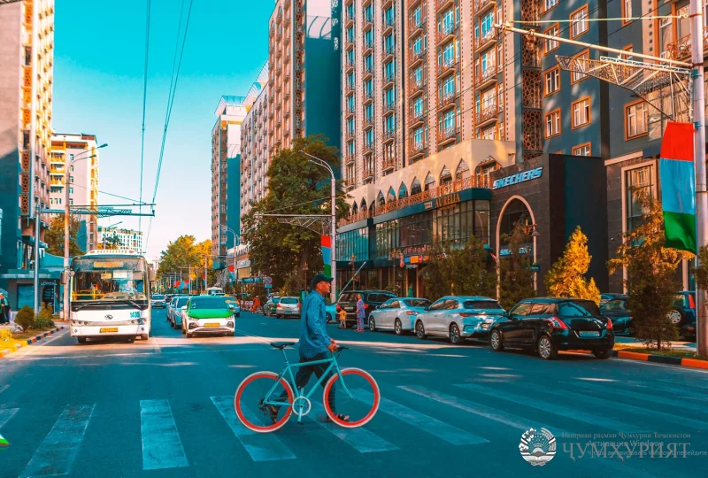 ҚОИДАҲОИ ҲАРАКАТ ДАР РОҲ. ВОРИД НАМУДАНИ ТАҒЙИРУ ИЛОВАҲО БА КОДЕКСИ ҲУҚУҚВАЙРОНКУНИИ МАЪМУРӢ ТАҚОЗОИ ЗАМОН АСТ