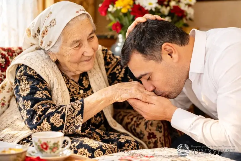 МОДАР ВА ФАЛСАФАИ МЕҲР