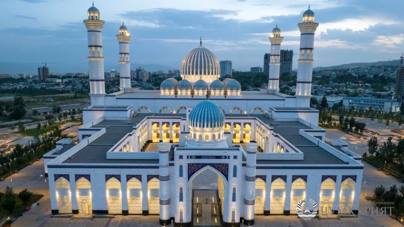 ҶОЙГОҲИ БЕНАЗИРИ ЭМОМАЛӢ РАҲМОН ДАР МУДИРИЯТИ ДАВЛАТ ВА ДИН