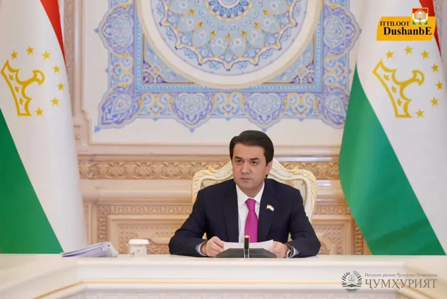 ҲАМДАРДИИ РУСТАМИ ЭМОМАЛӢ  БА ПАЙВАНДОНИ ФАВТИДАГОН