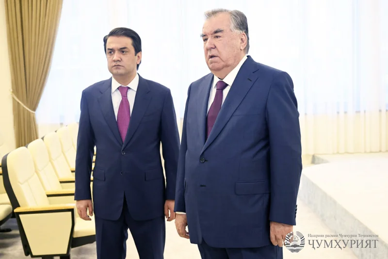 ДУШАНБЕ. АЗ ШАҲРИ СУЛҲ ТО ИФТИХОРИ МИЛЛӢ