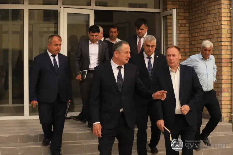 ХУРОСОН. САРМОЯГУЗОРӢ БА МАОРИФ САРМОЯГУЗОРӢ БА ОЯНДАИ КИШВАР АСТ!
