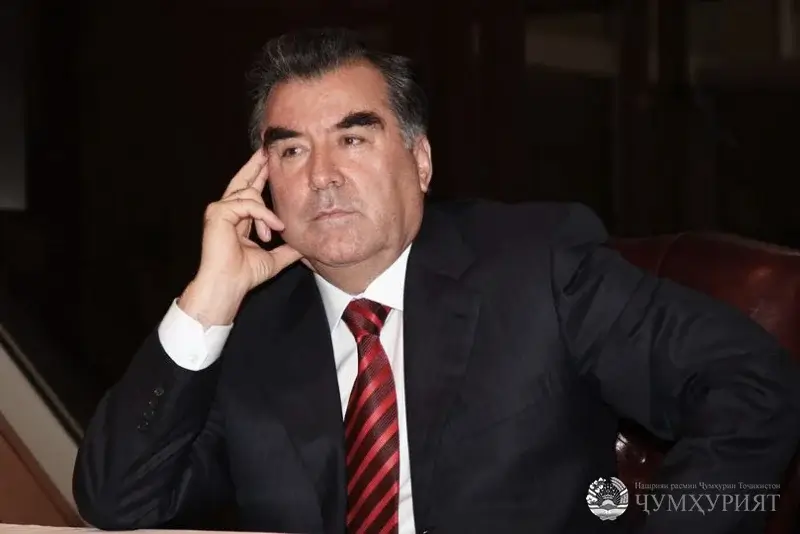 ХУРОСОНИ БУЗУРГ АЗ ДИДГОҲИ ПЕШВОИ МИЛЛАТ