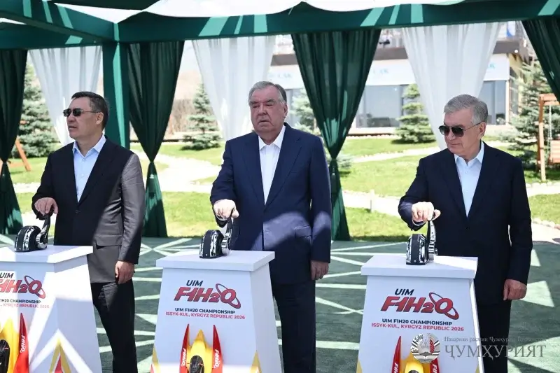 ИШТИРОКИ ПЕШВОИ МИЛЛАТ ДАР ДАВРИ НИҲОИИ ЧЕМПИОНАТИ ҶАҲОН ОИД БА ФОРМУЛАИ 1 ДАР РӮЙИ ОБ