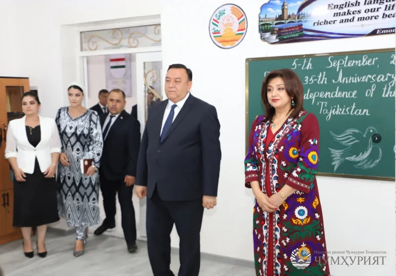 ҲИСОР. ИФТИТОҲИ БОРГОҲИ НАВИ МАЪРИФАТ