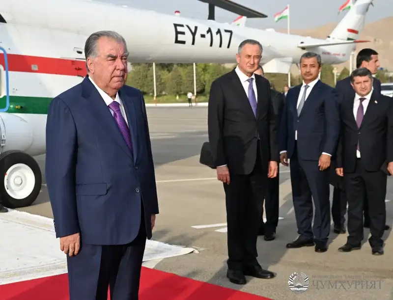 САФАРИ КОРӢ БА ШАҲРУ НОҲИЯҲОИ ВИЛОЯТИ ХАТЛОН