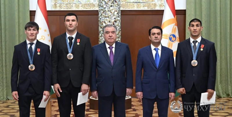 АЗ БОЗИҲОИ ОЛИМПӢ ТО ЧЕМПИОНАТҲОИ ҶАҲОНУ ОСИЁ. НАЗАРЕ БА ВАРЗИШИ ТОҶИК ДАР 35 СОЛИ СОҲИБИСТИҚЛОЛӢ